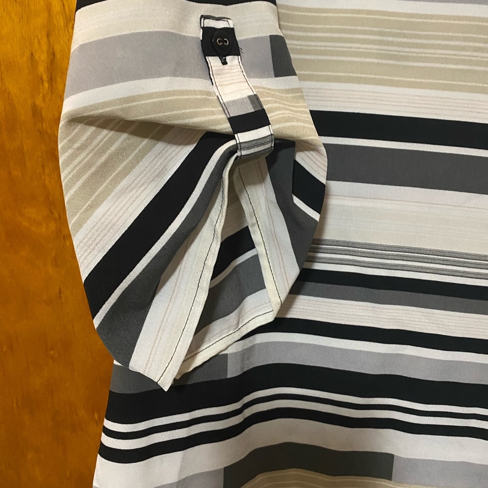 Blouse - Picture 3 of 5